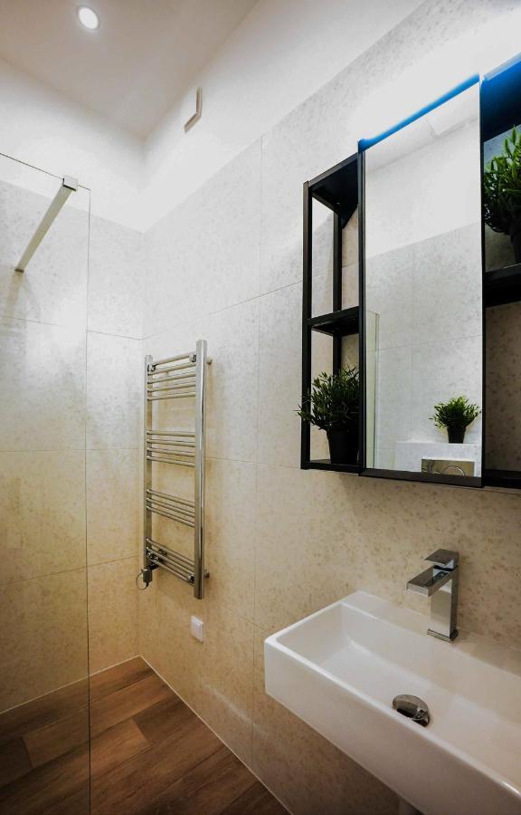 Greenlight Gallery By Newave Apartments Будапеща Екстериор снимка